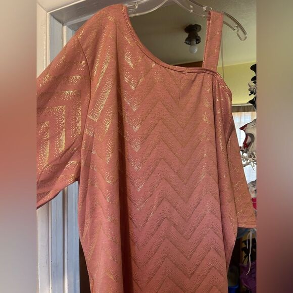 NWT New Look Pink and Gold One Shoulder Blouse - Picture 11 of 15